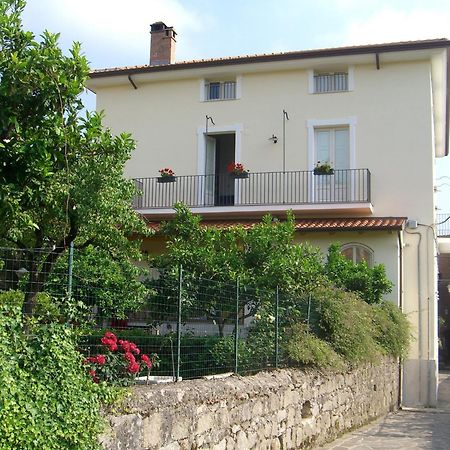 Spacious Apartment In Ceraso With Mountain View Dış mekan fotoğraf