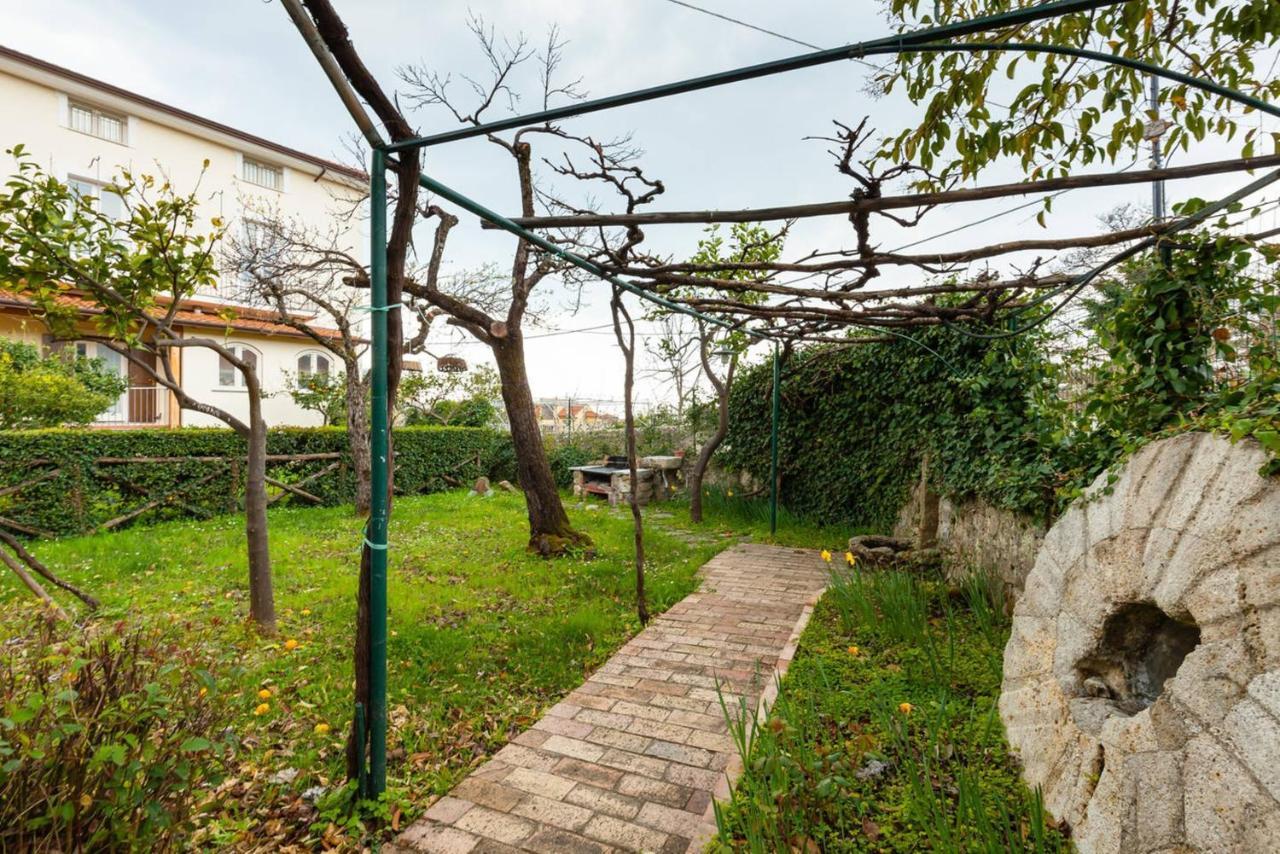 Spacious Apartment In Ceraso With Mountain View Dış mekan fotoğraf